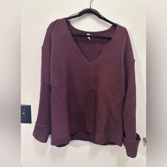 Wishlist Burgandy Sweater size S/M - Picture 1 of 6